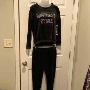 Delia’s black velour track suit set, “Mondaze Stink”, Sz M